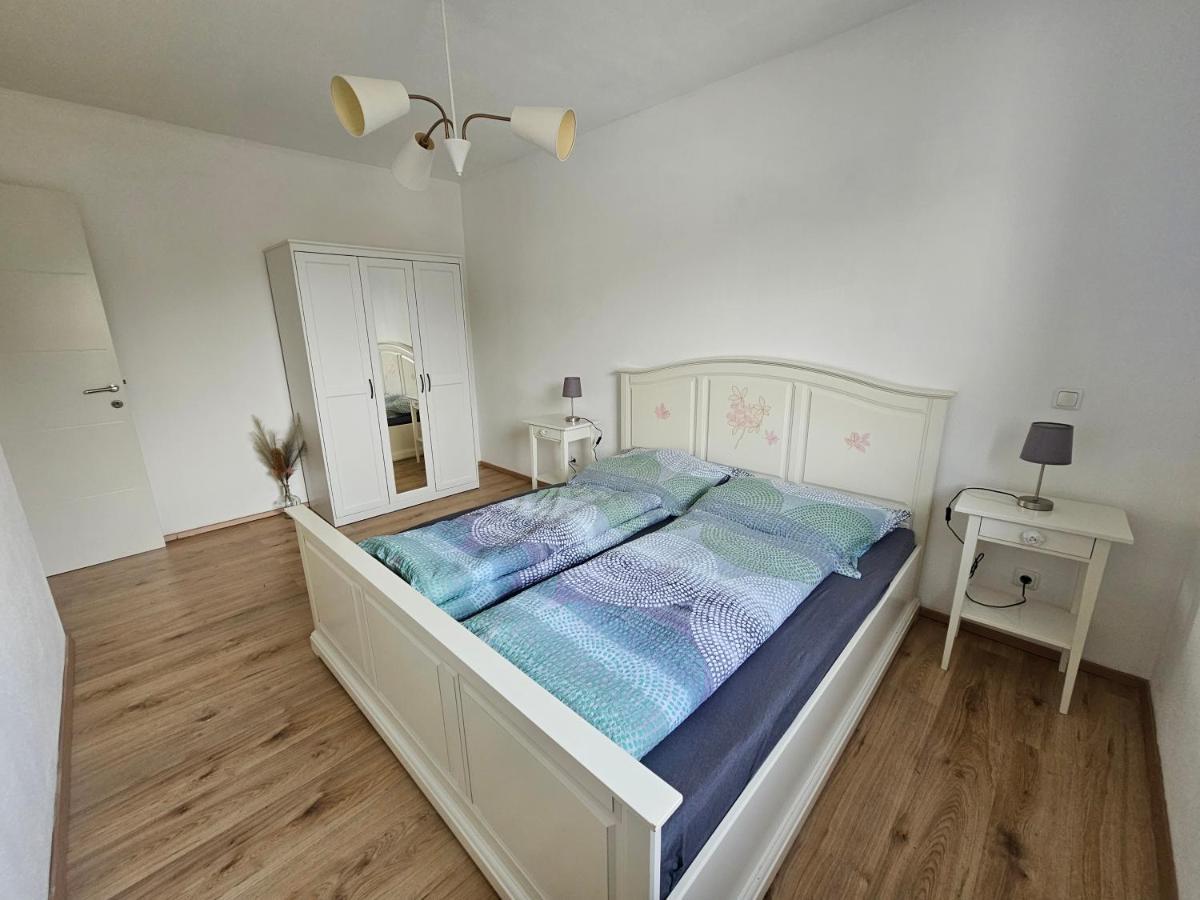 Gunskirchen - Wels Wohnung Ngoại thất bức ảnh